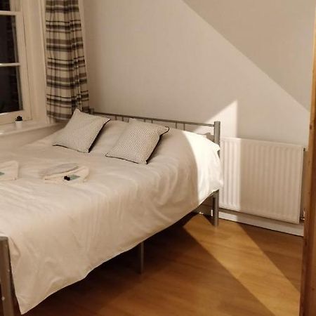 Fieldgate Spacious Rooms London Exterior foto